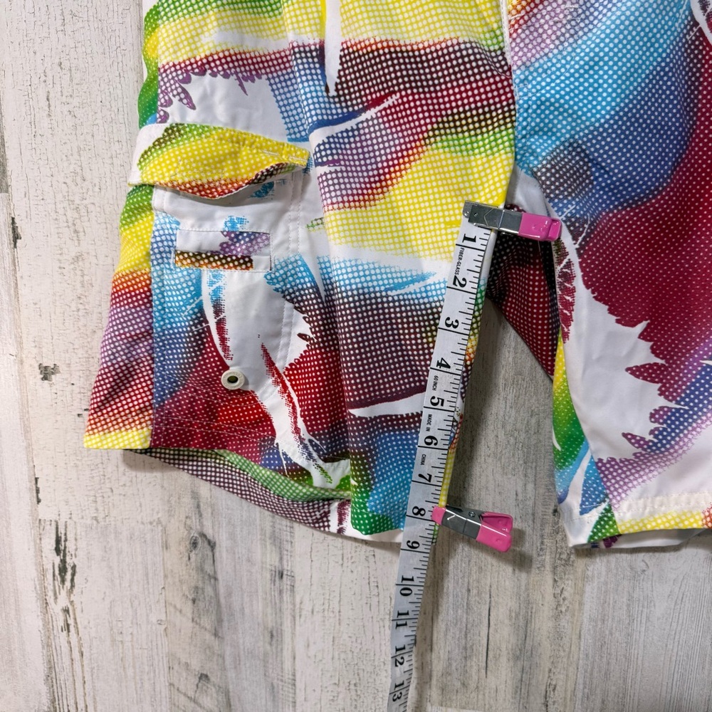 Columbia Colorful Women's Cargo Shorts - Picture 7 of 15